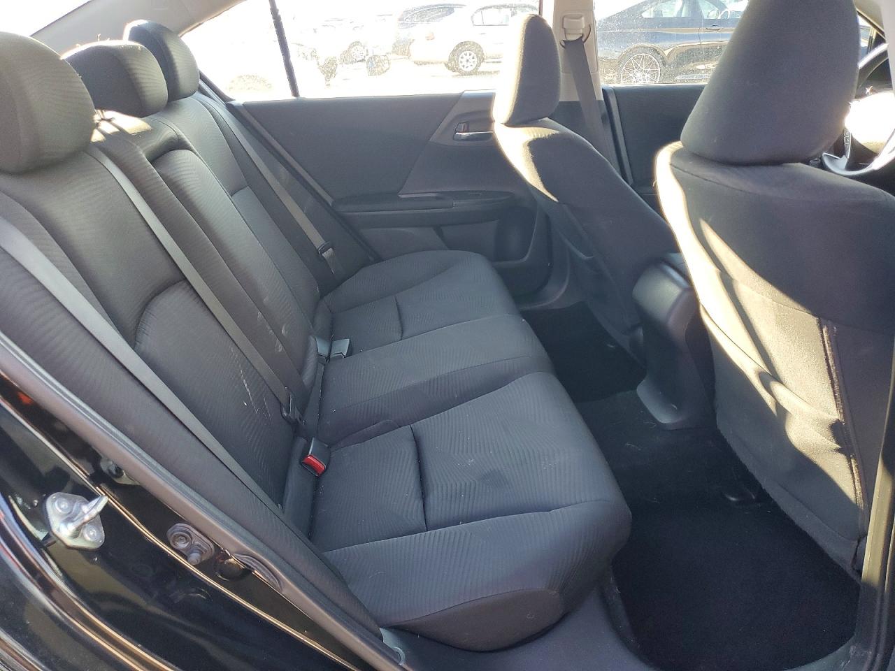 2015 HONDA ACCORD LX photo 10