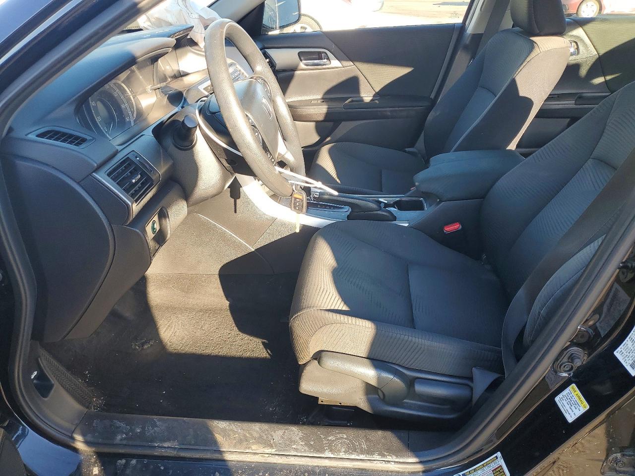 2015 HONDA ACCORD LX photo 7