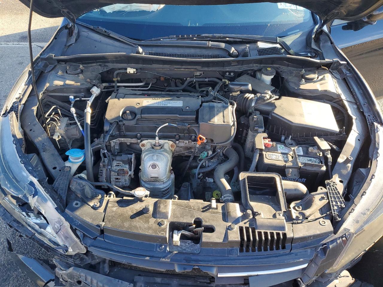 2015 HONDA ACCORD LX photo 11