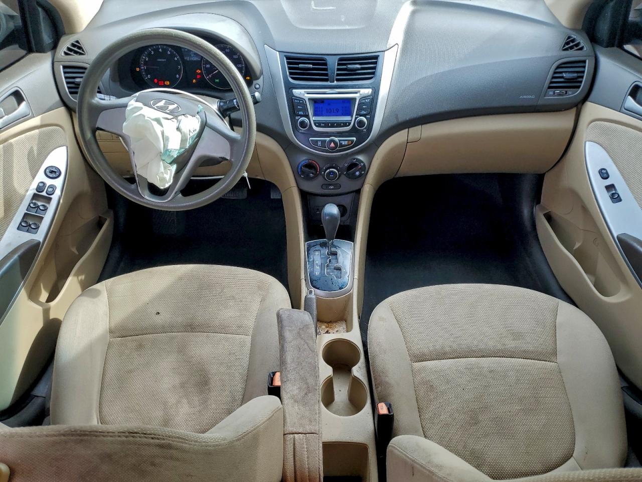 2014 HYUNDAI ACCENT GLS photo 8