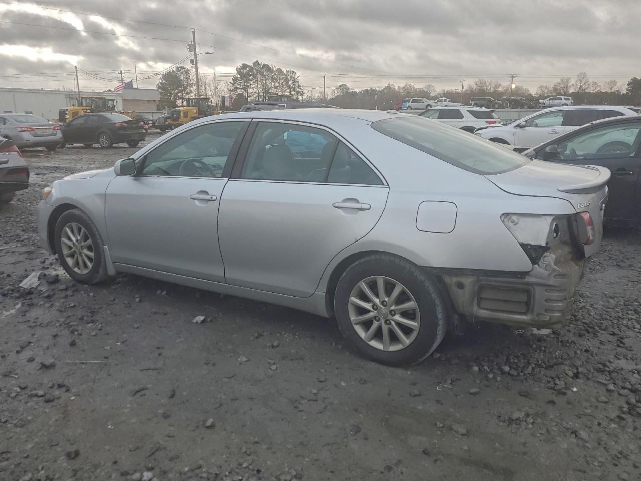 2010 TOYOTA CAMRY BASE photo 2