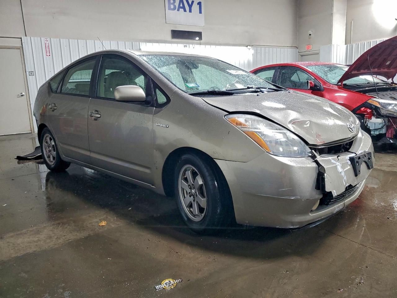 2008 TOYOTA PRIUS BASE photo 4