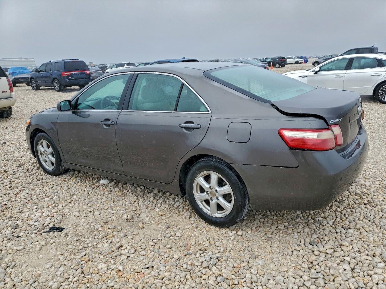 2007 TOYOTA CAMRY CE photo 2