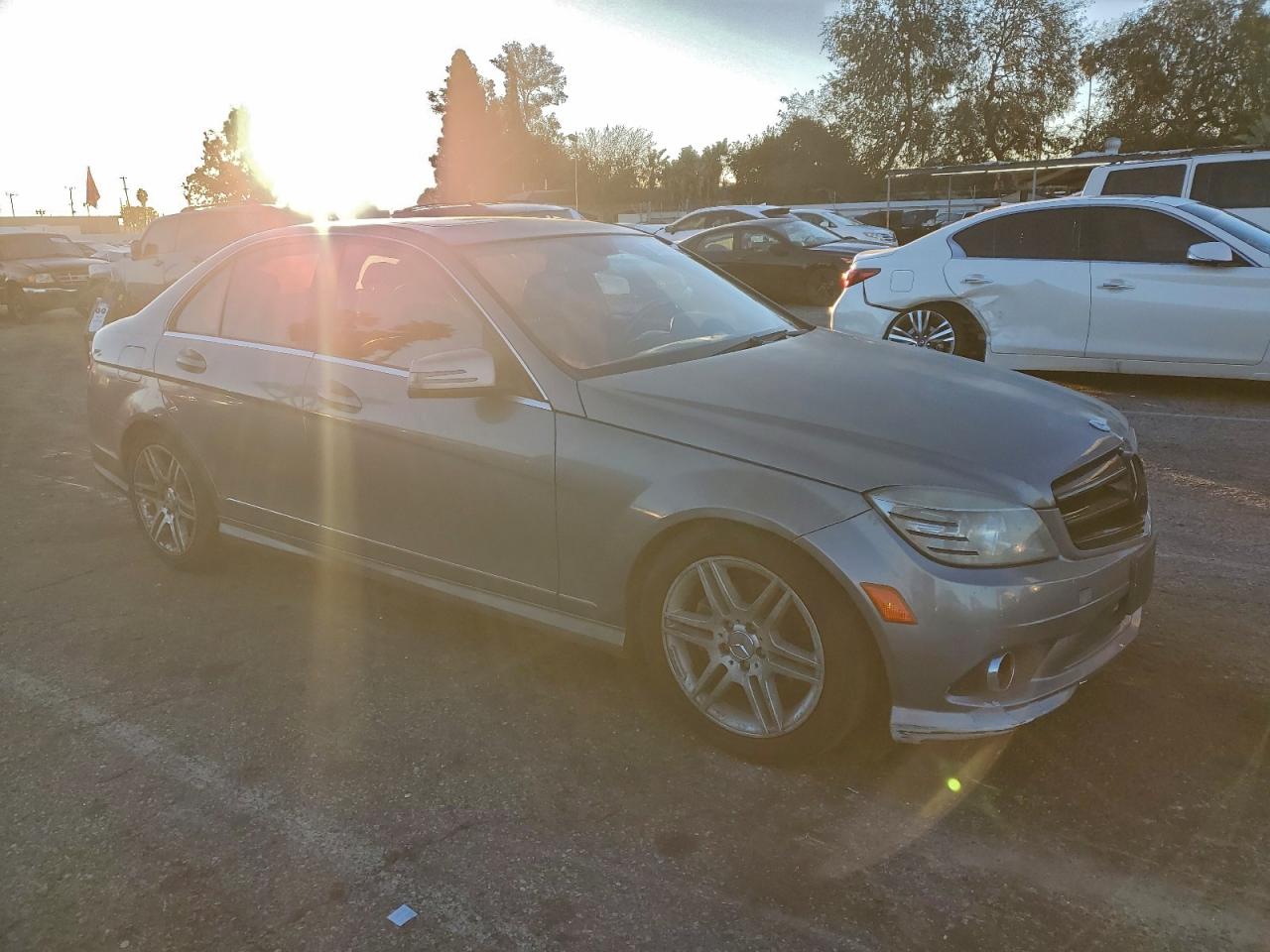 2010 MERCEDES-BENZ C 300 photo 4