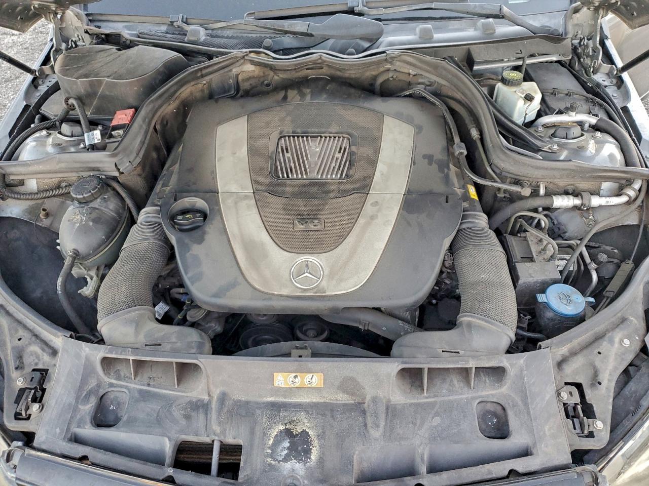 2010 MERCEDES-BENZ C 300 photo 11