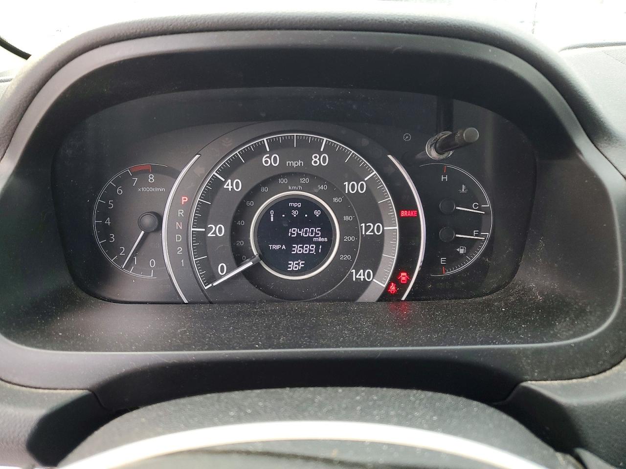 2014 HONDA CR-V LX photo 9