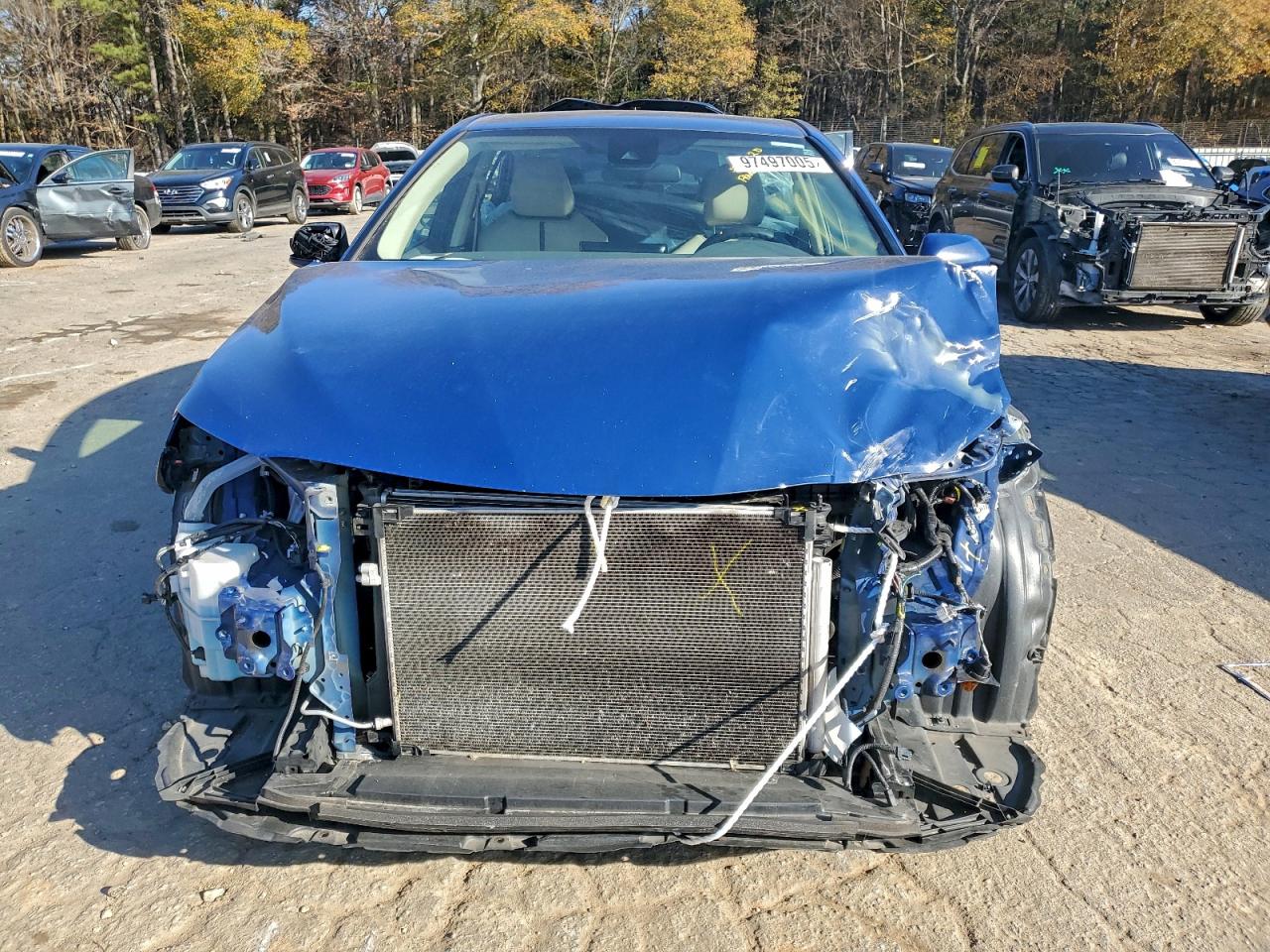 2023 TOYOTA CAMRY LE photo 5