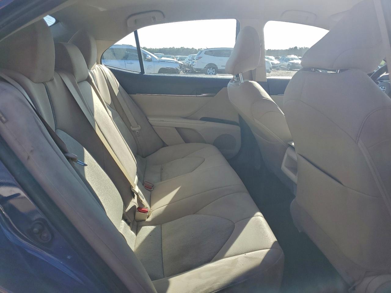 2023 TOYOTA CAMRY LE photo 10