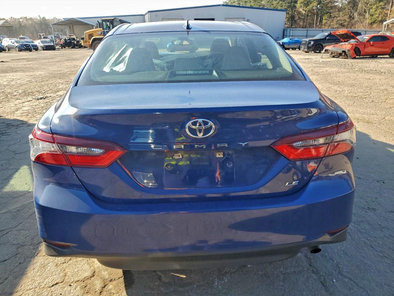 2023 TOYOTA CAMRY LE photo 6