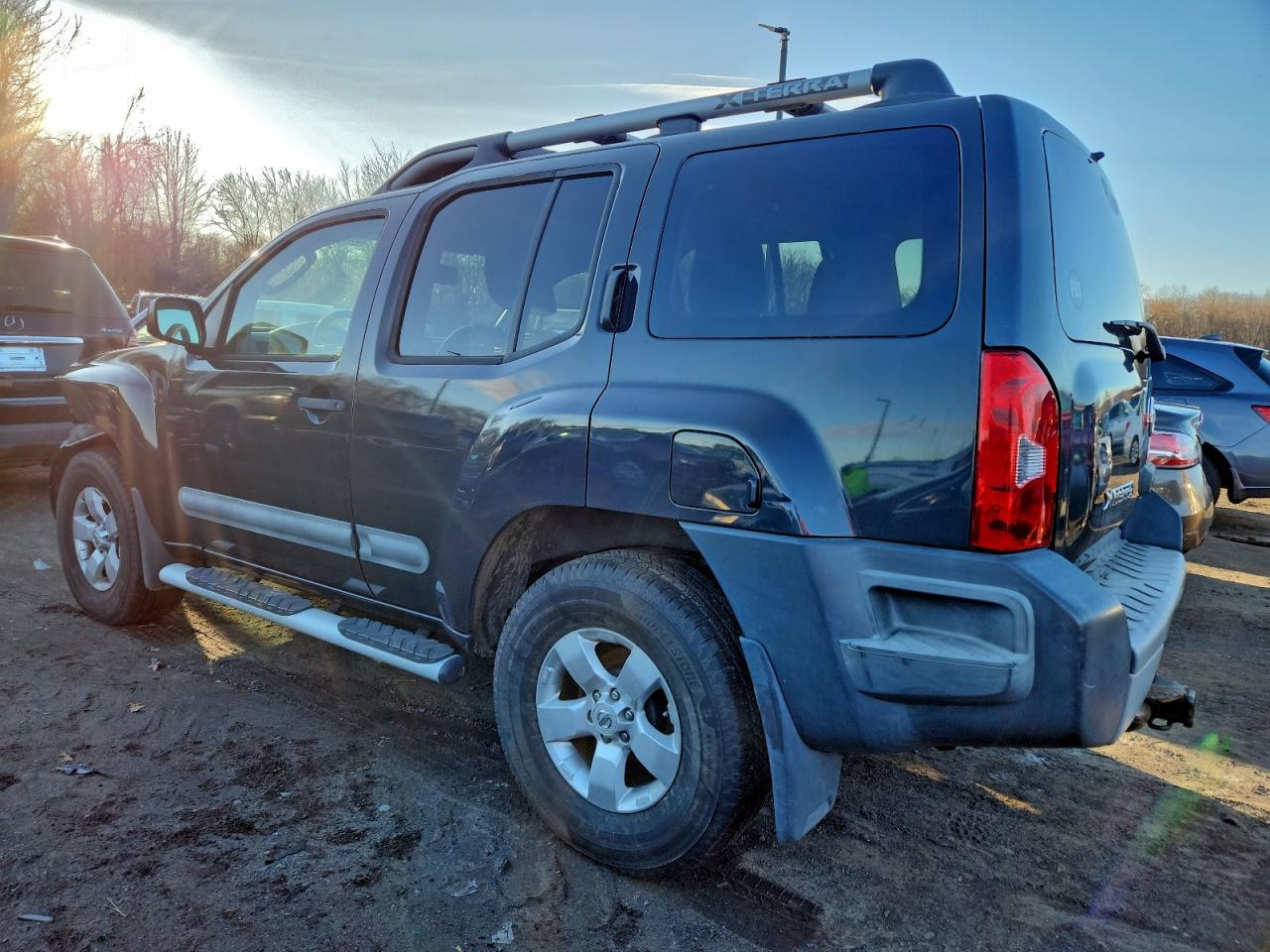 2012 NISSAN XTERRA OFF ROAD photo 2