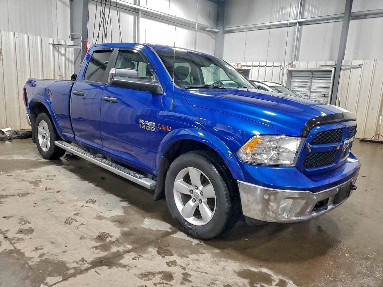 2015 RAM 1500 SLT photo 4