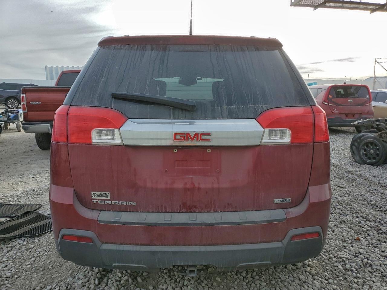 2012 GMC TERRAIN SLT photo 6