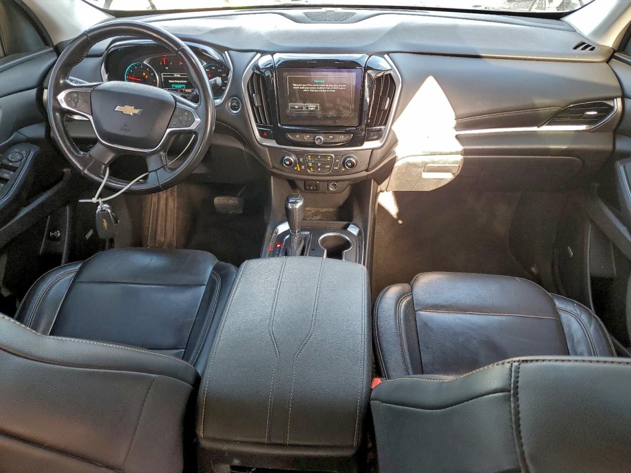 2019 CHEVROLET TRAVERSE LT photo 8
