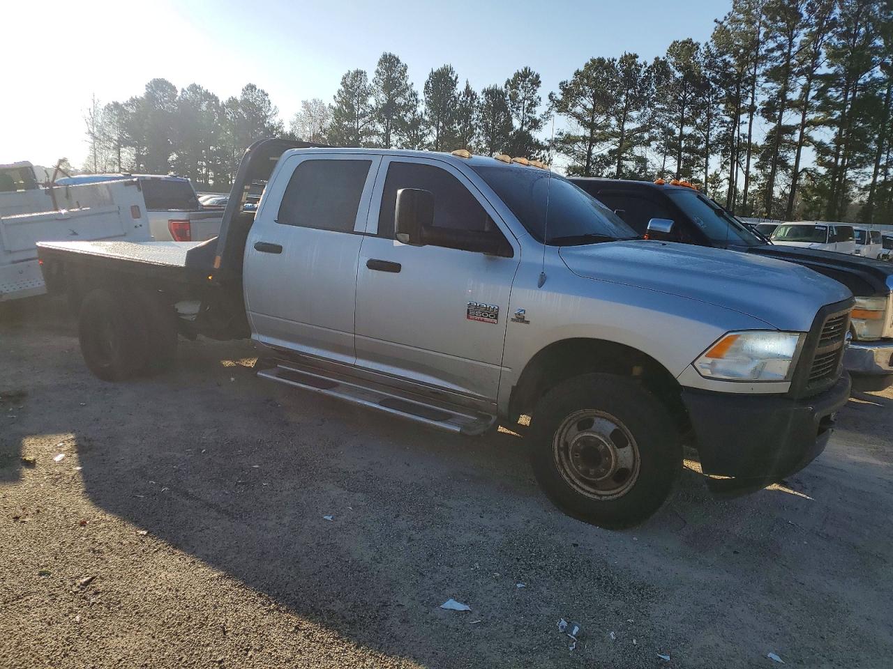 2012 DODGE RAM 3500 ST photo 4