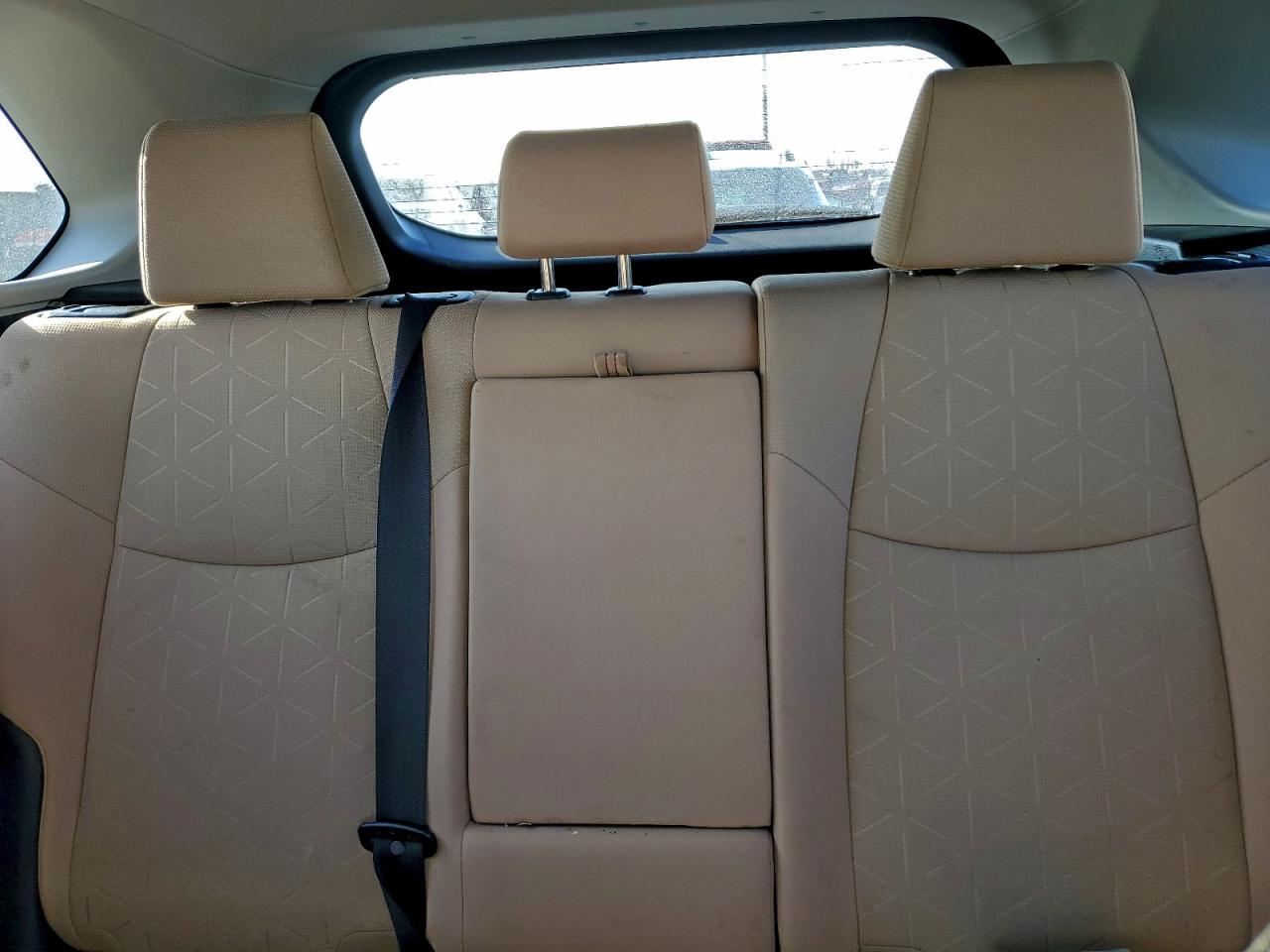 2019 TOYOTA RAV4 XLE photo 10