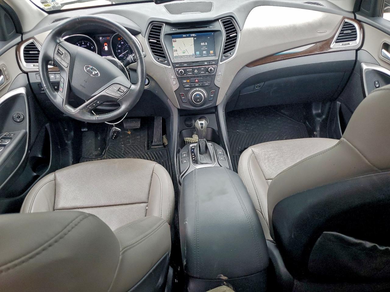 2017 HYUNDAI SANTA FE SPORT photo 8