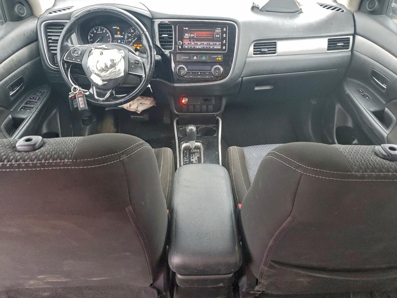 2017 MITSUBISHI OUTLANDER SE photo 8