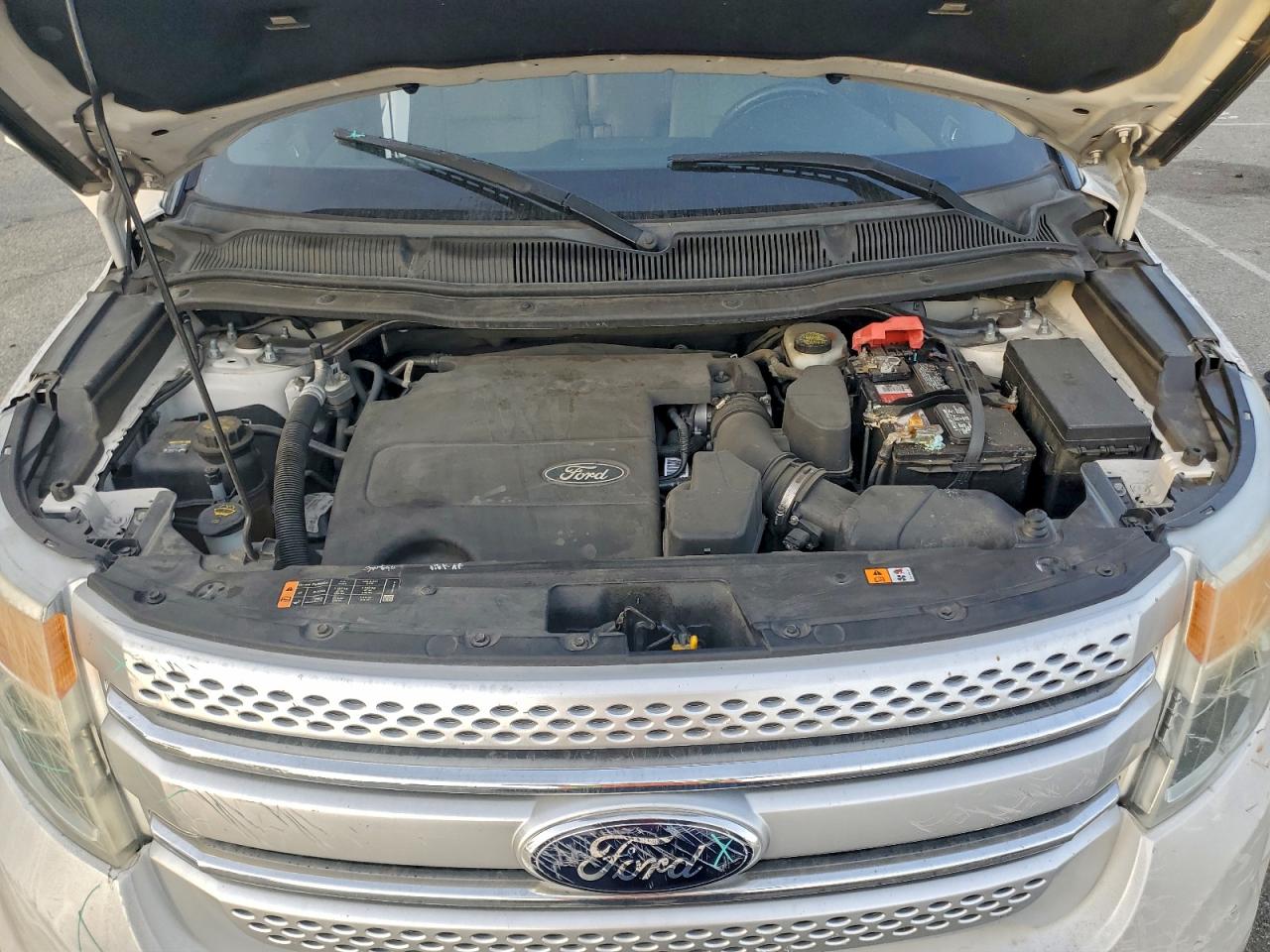 2015 FORD EXPLORER XLT photo 12