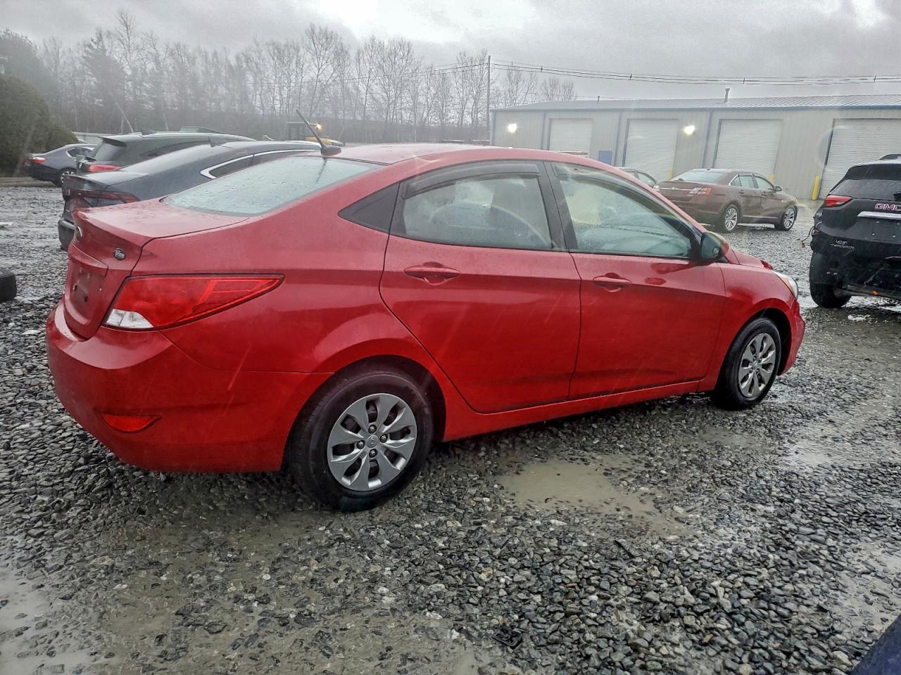 2017 HYUNDAI ACCENT SE photo 3