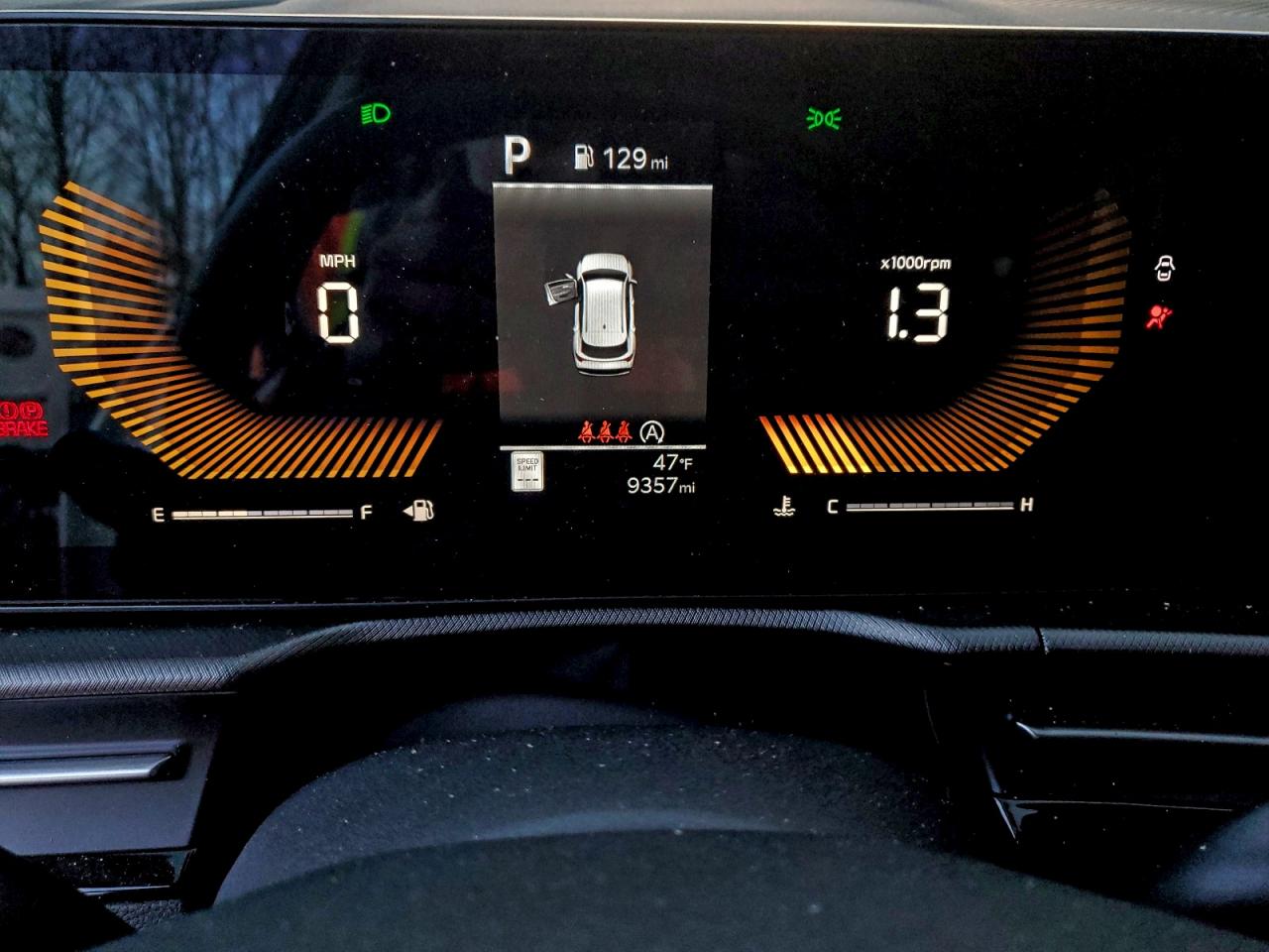 2026 KIA SPORTAGE LX photo 9