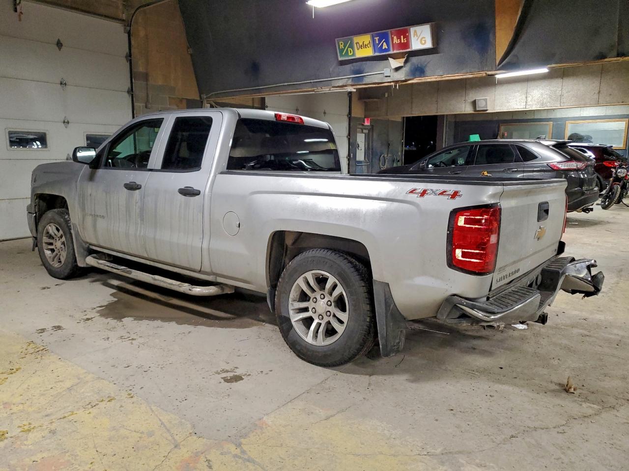 2014 CHEVROLET SILVERADO K1500 LT photo 2