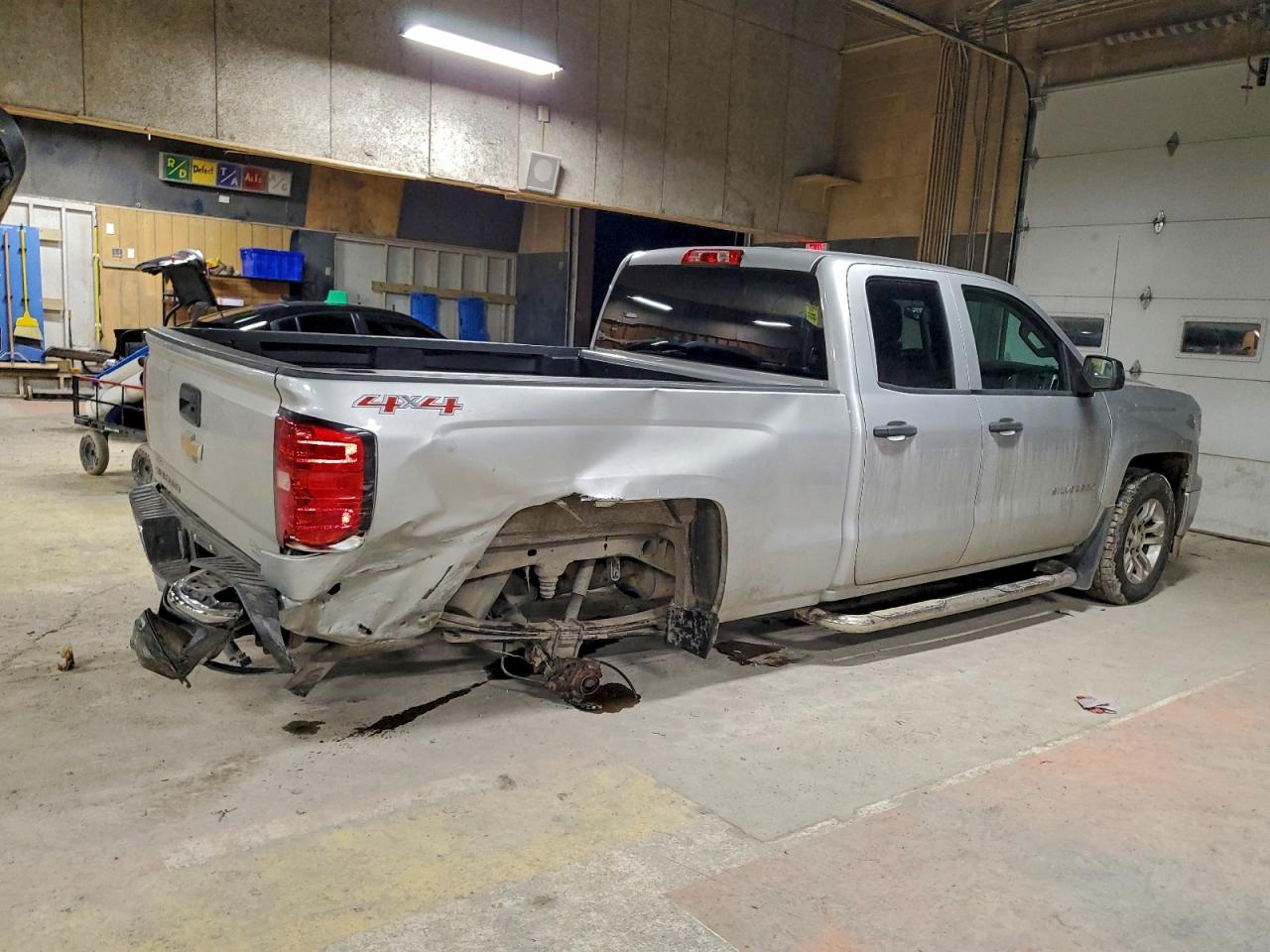 2014 CHEVROLET SILVERADO K1500 LT photo 3