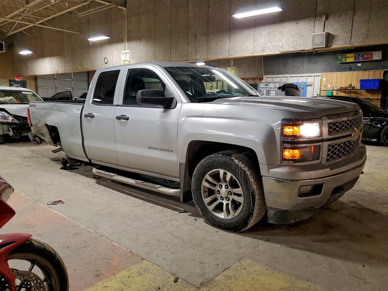2014 CHEVROLET SILVERADO K1500 LT photo 4