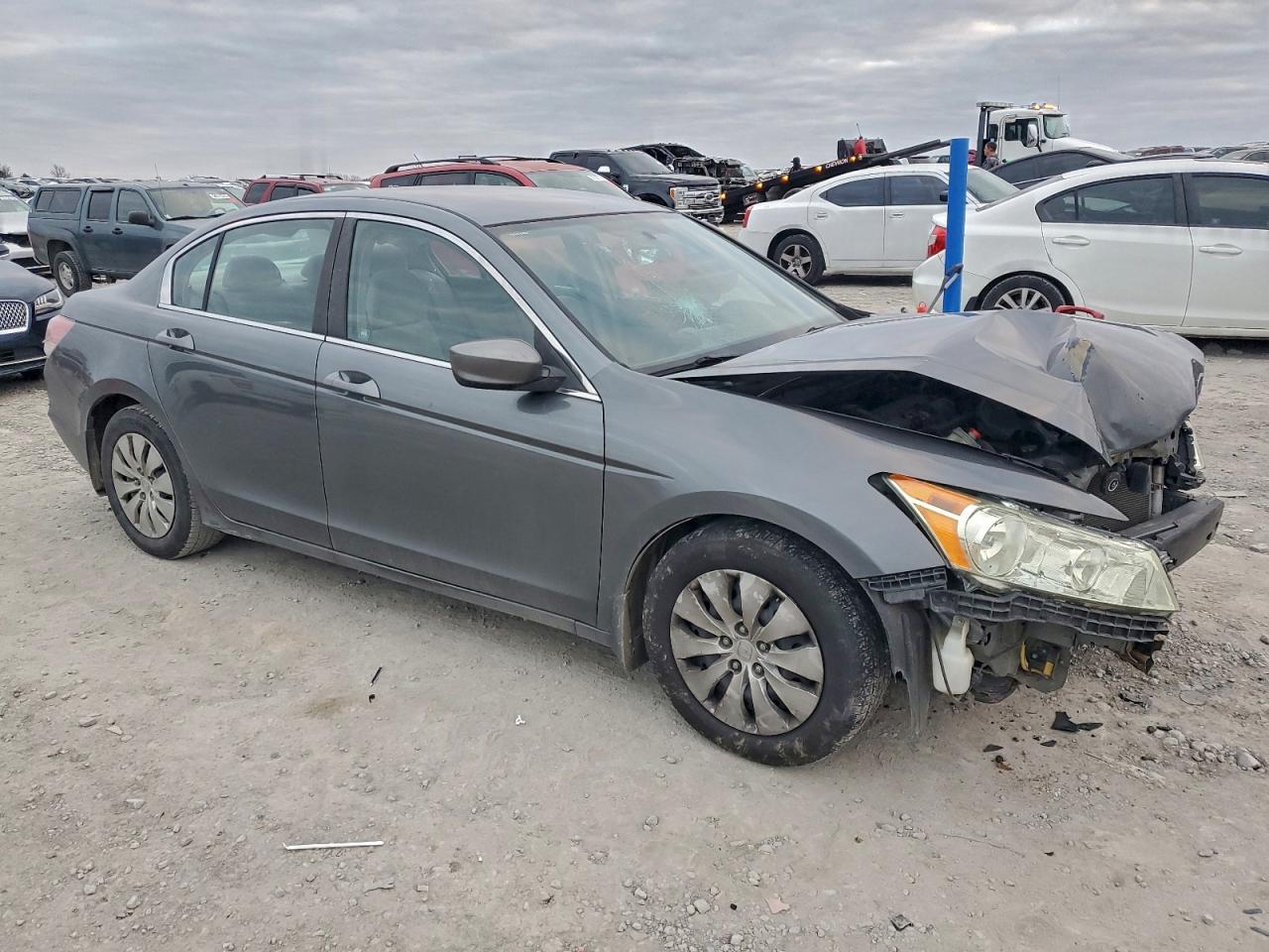 2008 HONDA ACCORD LX photo 4
