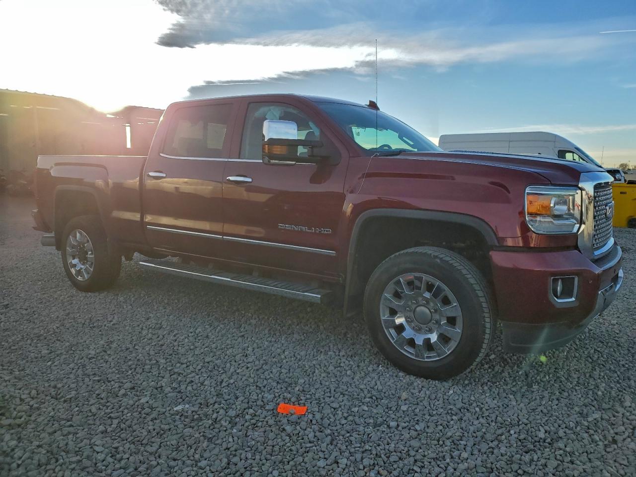 2015 GMC SIERRA K2500 DENALI photo 4