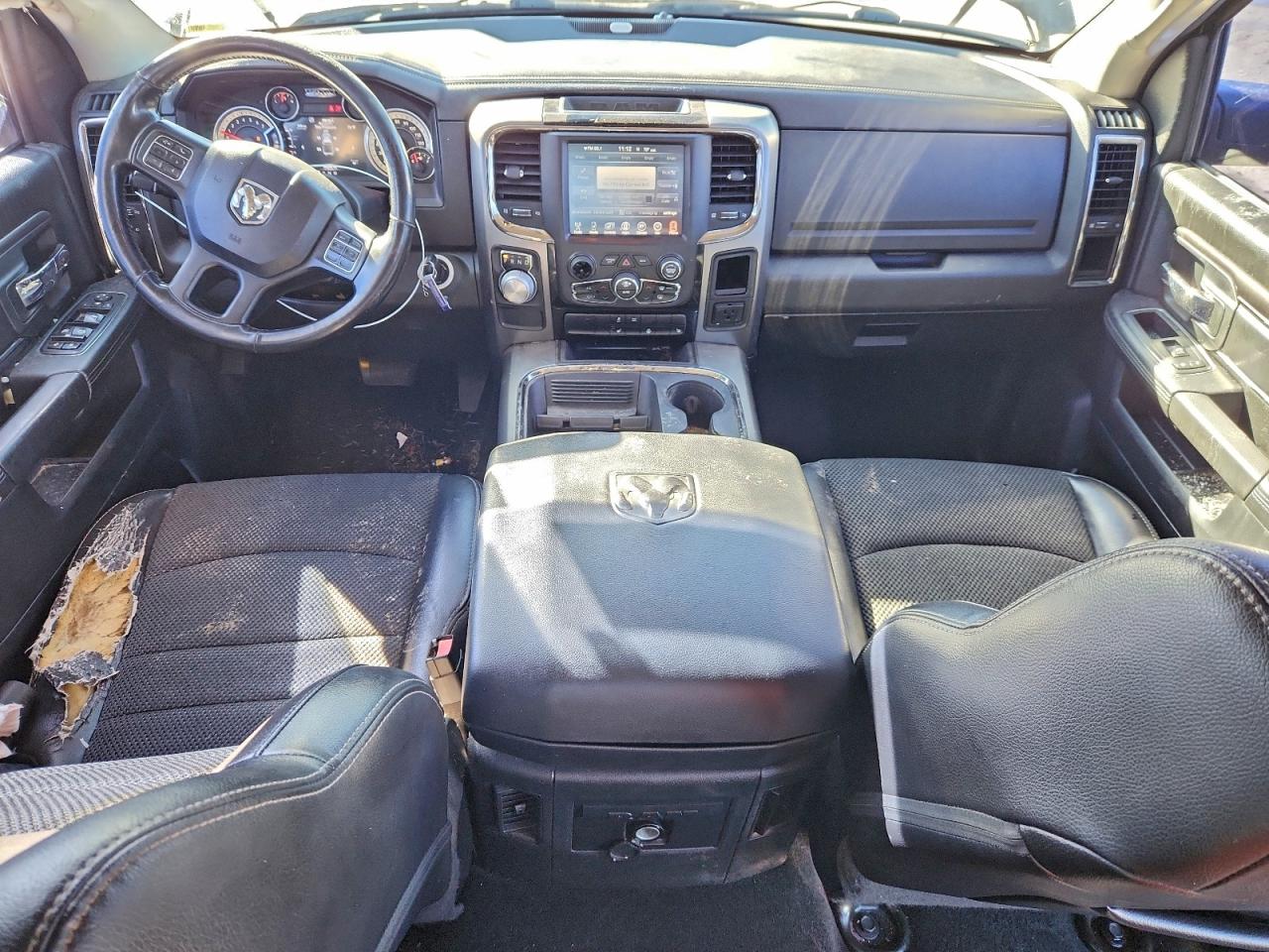 2016 RAM 1500 SPORT photo 8