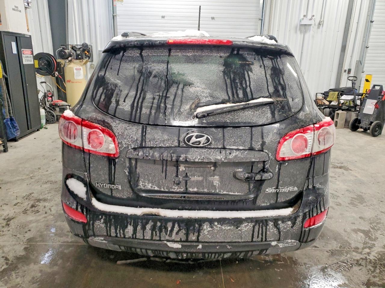 2011 HYUNDAI SANTA FE GLS photo 6