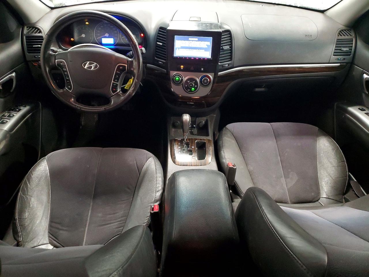 2011 HYUNDAI SANTA FE GLS photo 8