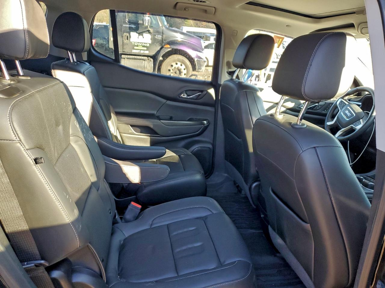 2023 GMC ACADIA SLT photo 11