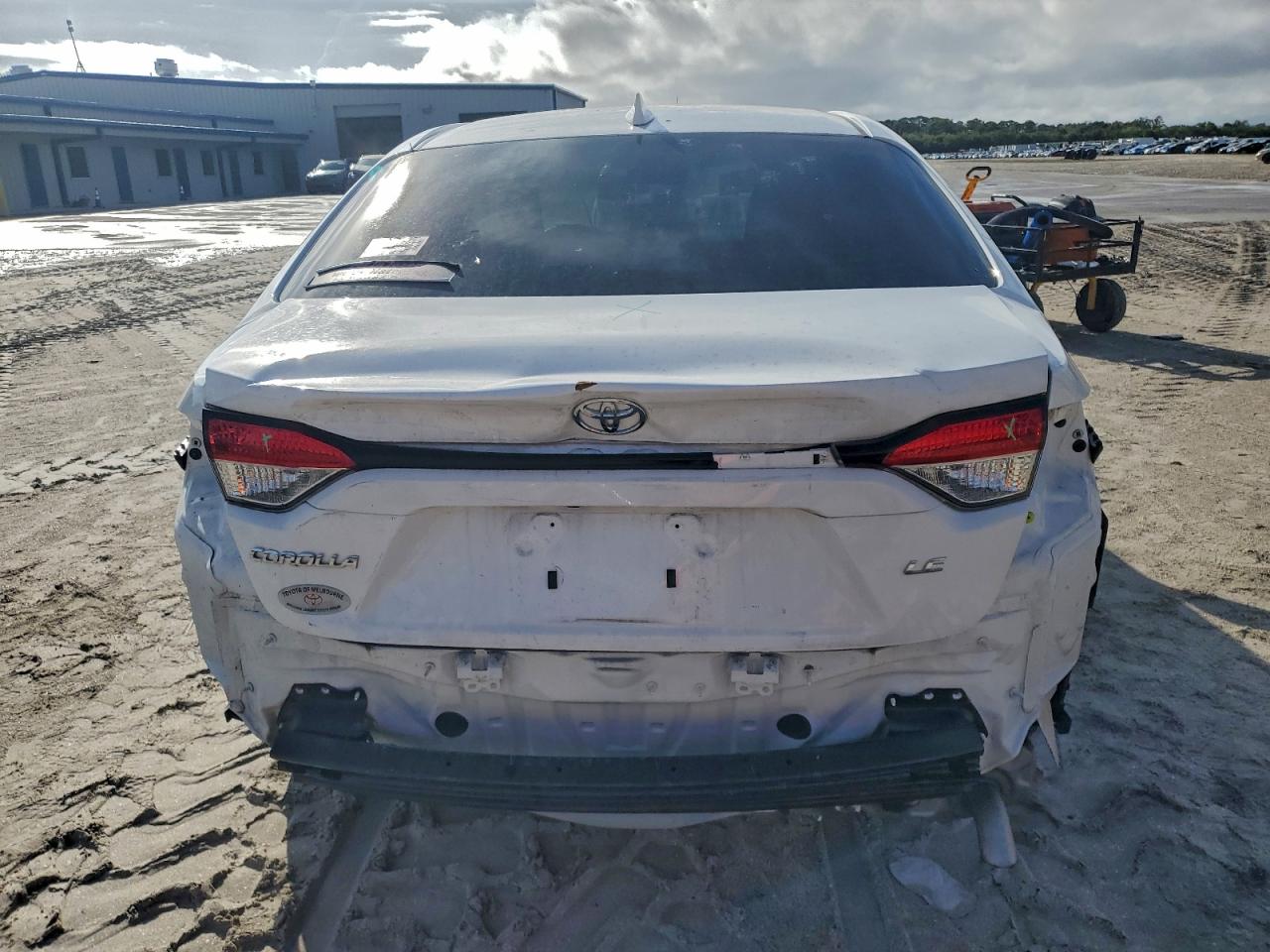 2024 TOYOTA COROLLA LE photo 6