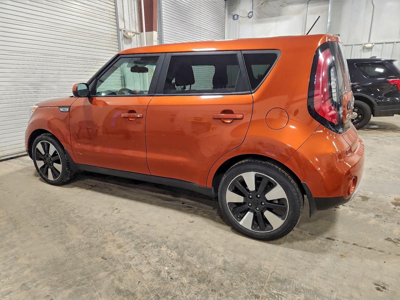 2018 KIA SOUL + photo 2