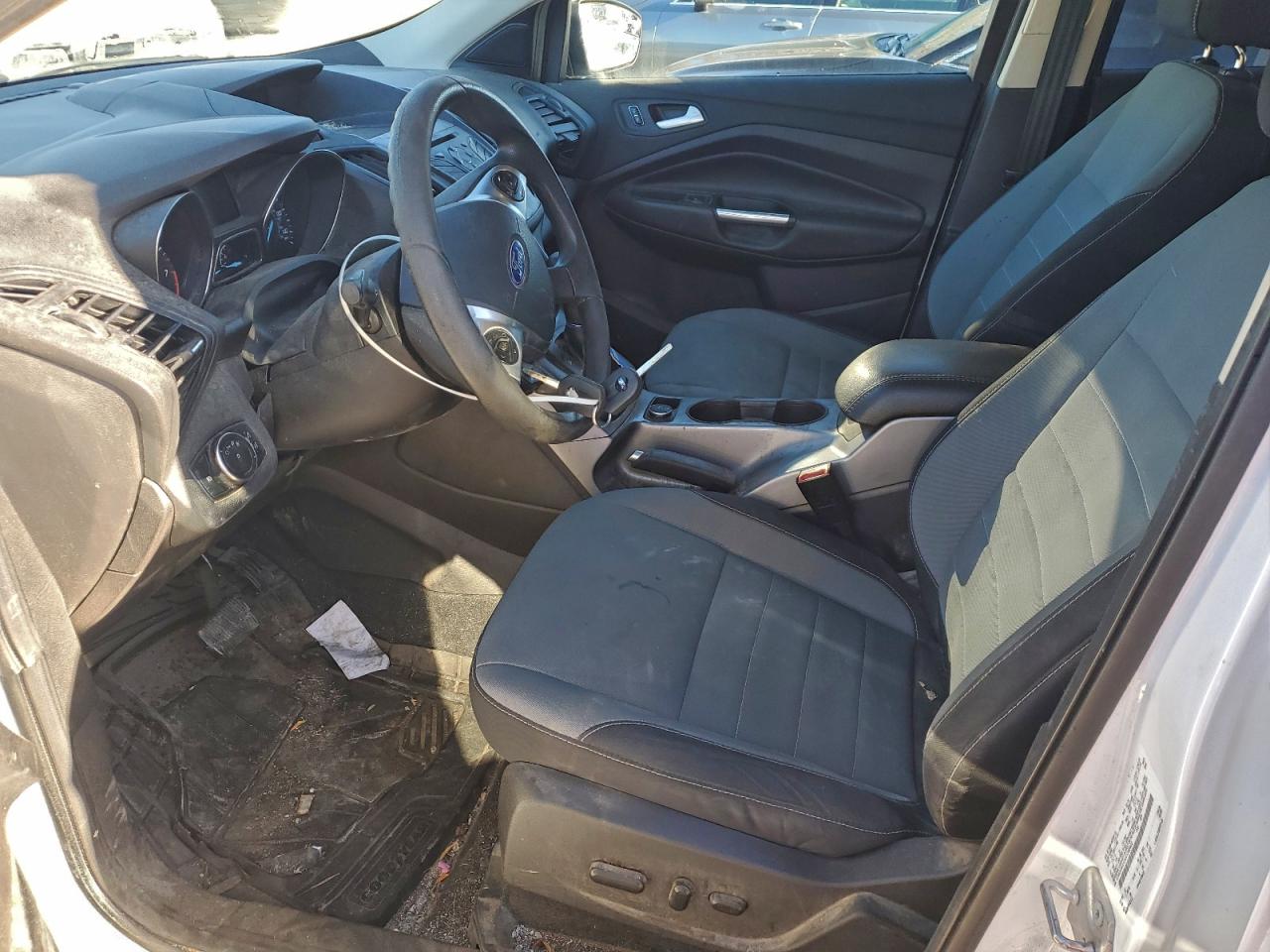 2016 FORD ESCAPE SE photo 7