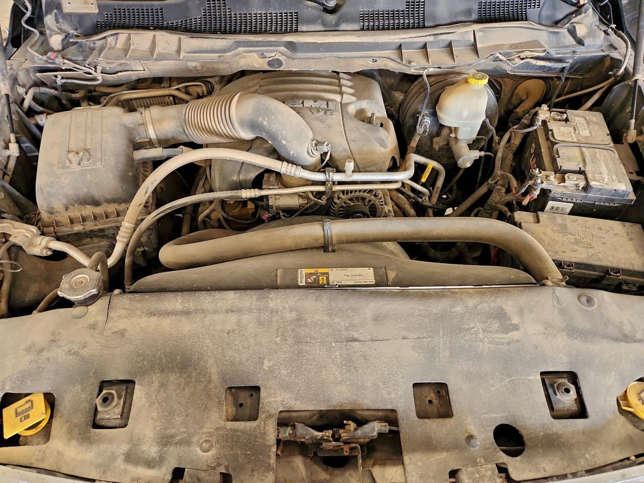 2015 RAM 1500 SLT photo 11