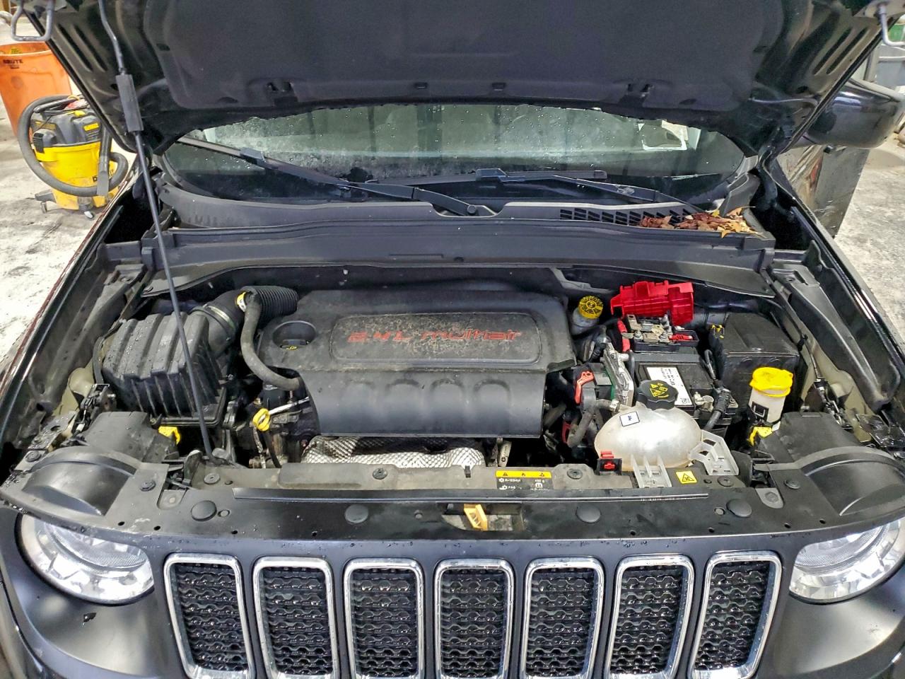 2020 JEEP RENEGADE LATITUDE photo 12