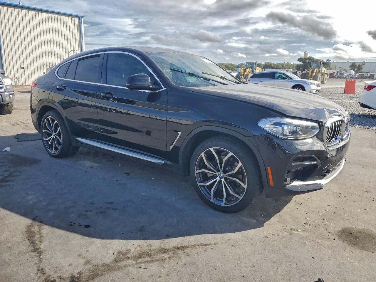 2021 BMW X4 XDRIVE30I photo 4