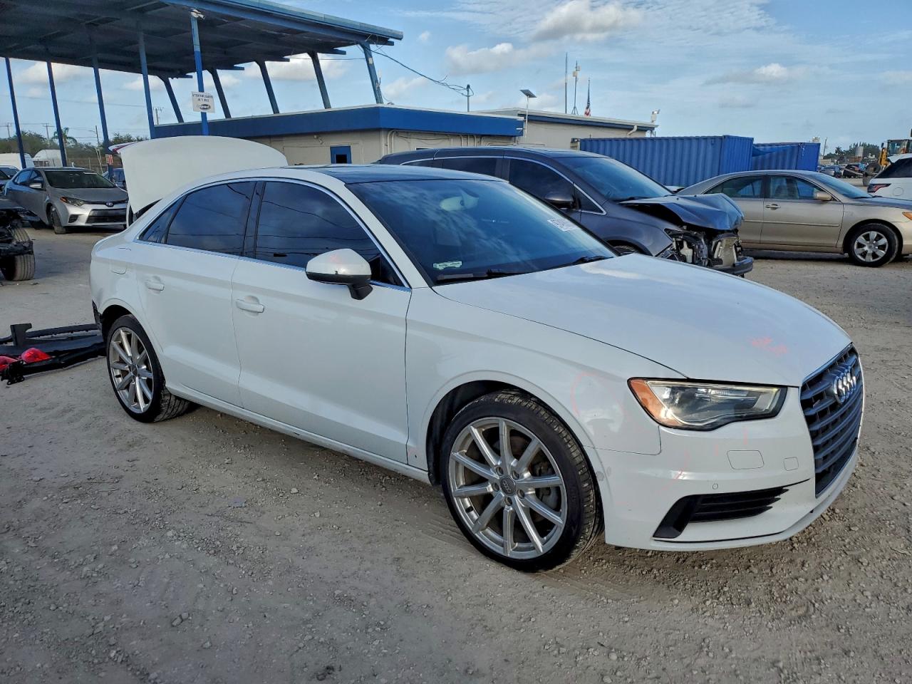2015 AUDI A3 PREMIUM PLUS photo 4