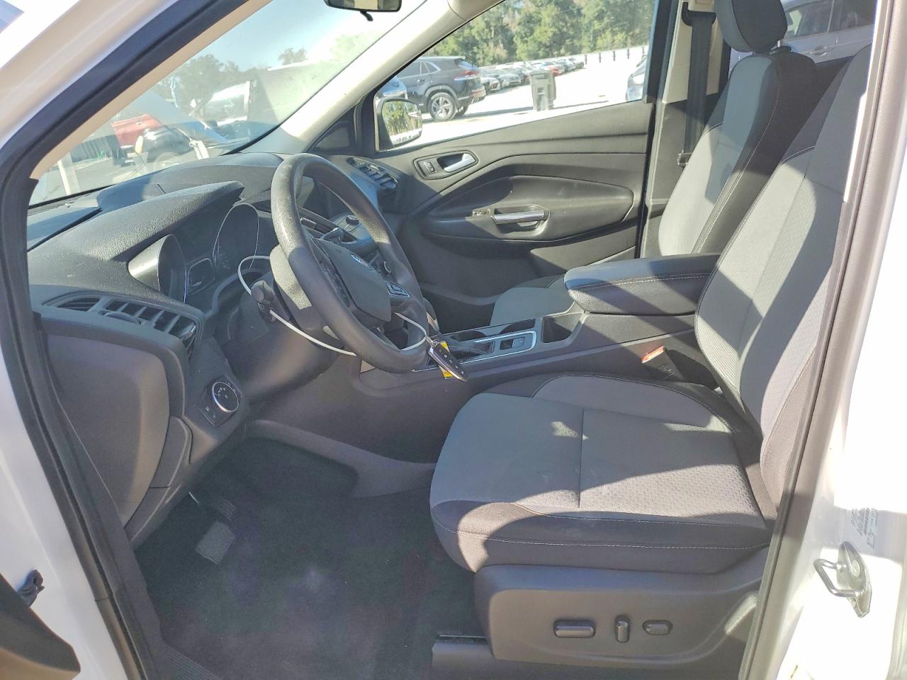 2019 FORD ESCAPE SE photo 7