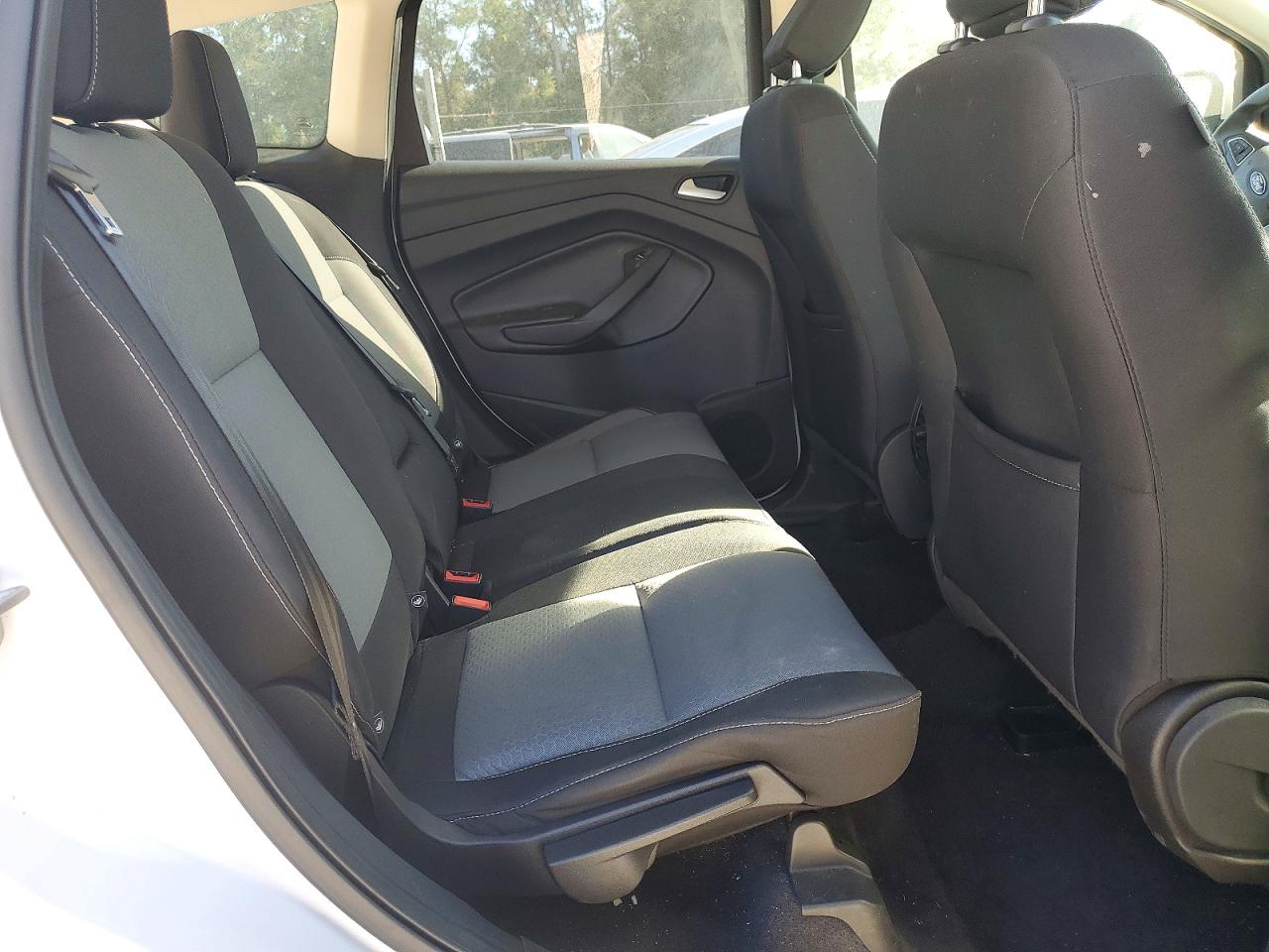 2019 FORD ESCAPE SE photo 11