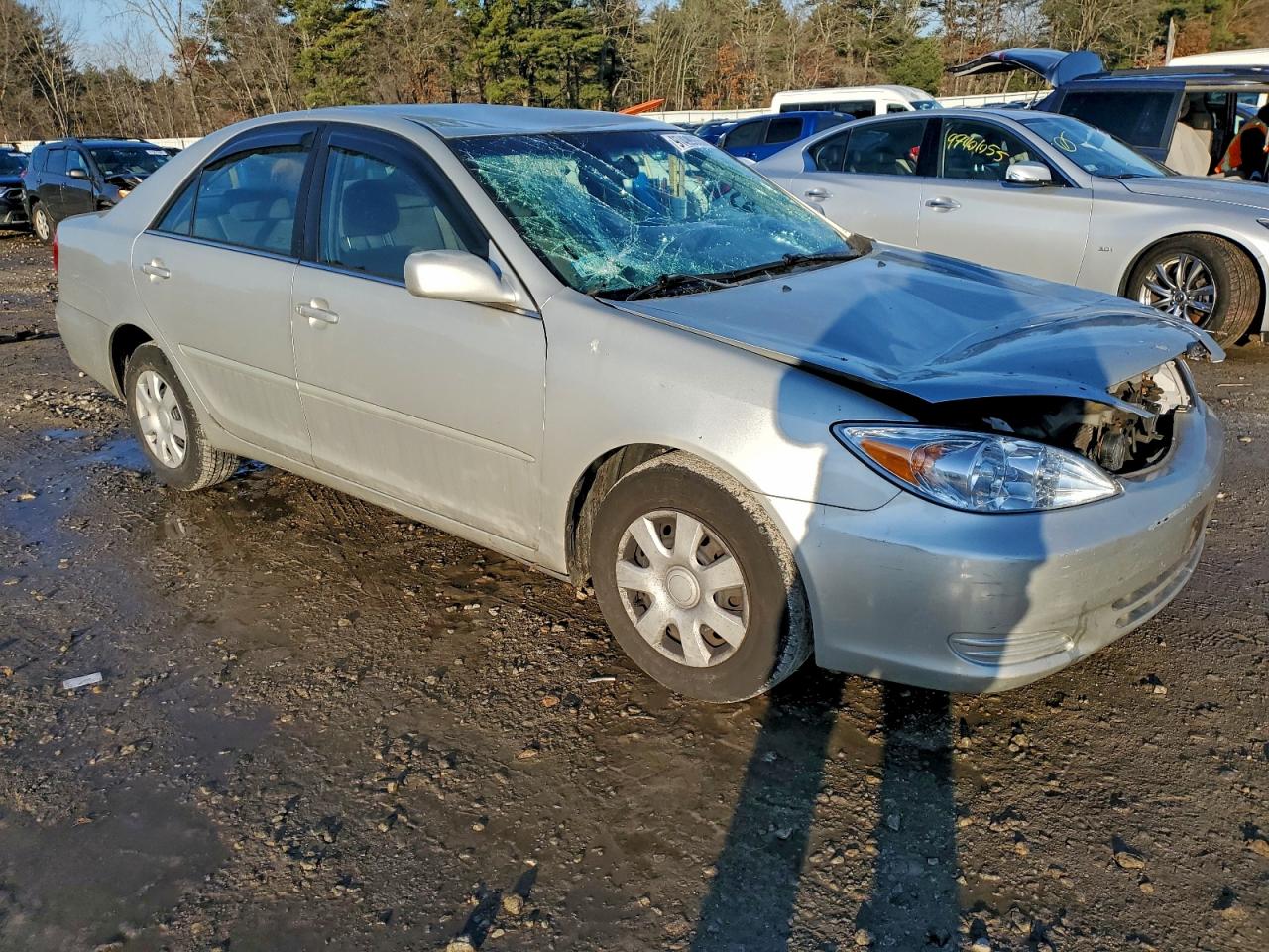 2002 TOYOTA CAMRY LE photo 4
