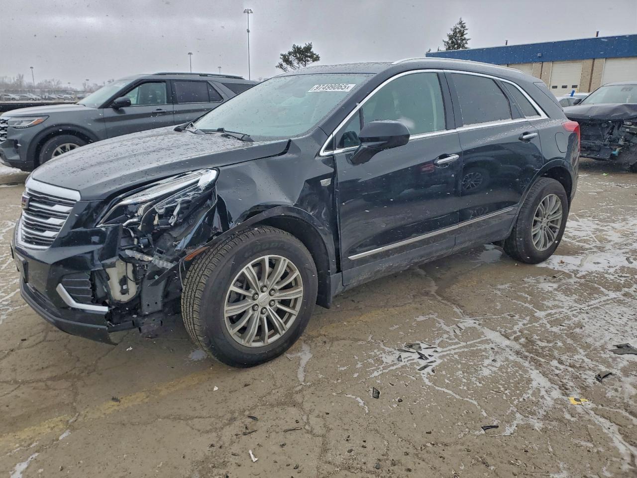 2017 CADILLAC XT5