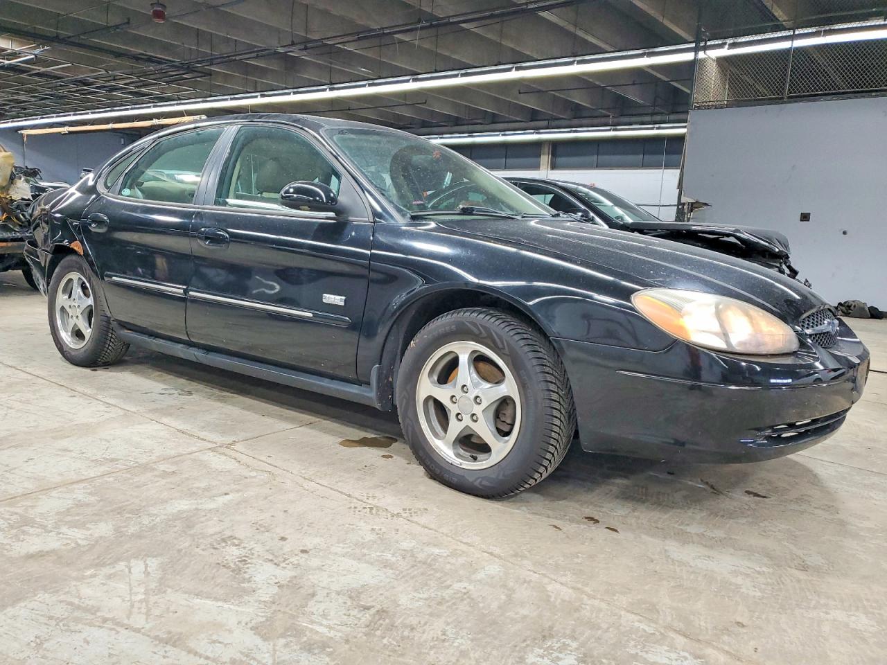 2003 FORD TAURUS SEL photo 4