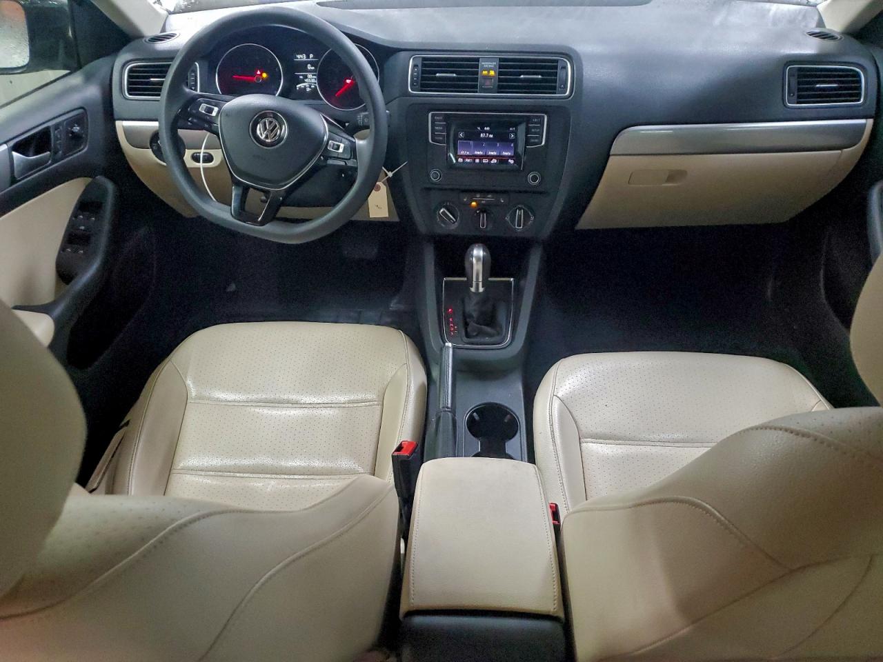 2018 VOLKSWAGEN JETTA SE photo 8