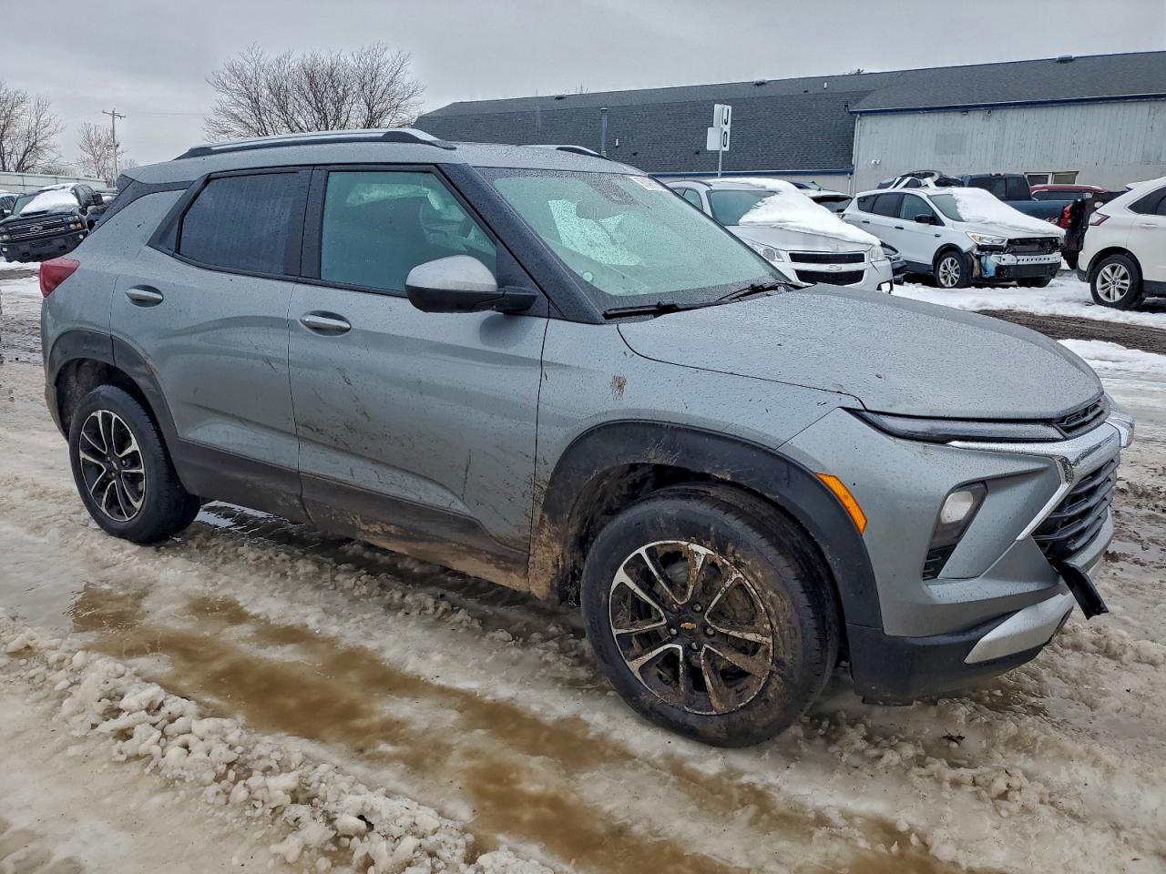 2025 CHEVROLET TRAILBLAZER LT photo 4