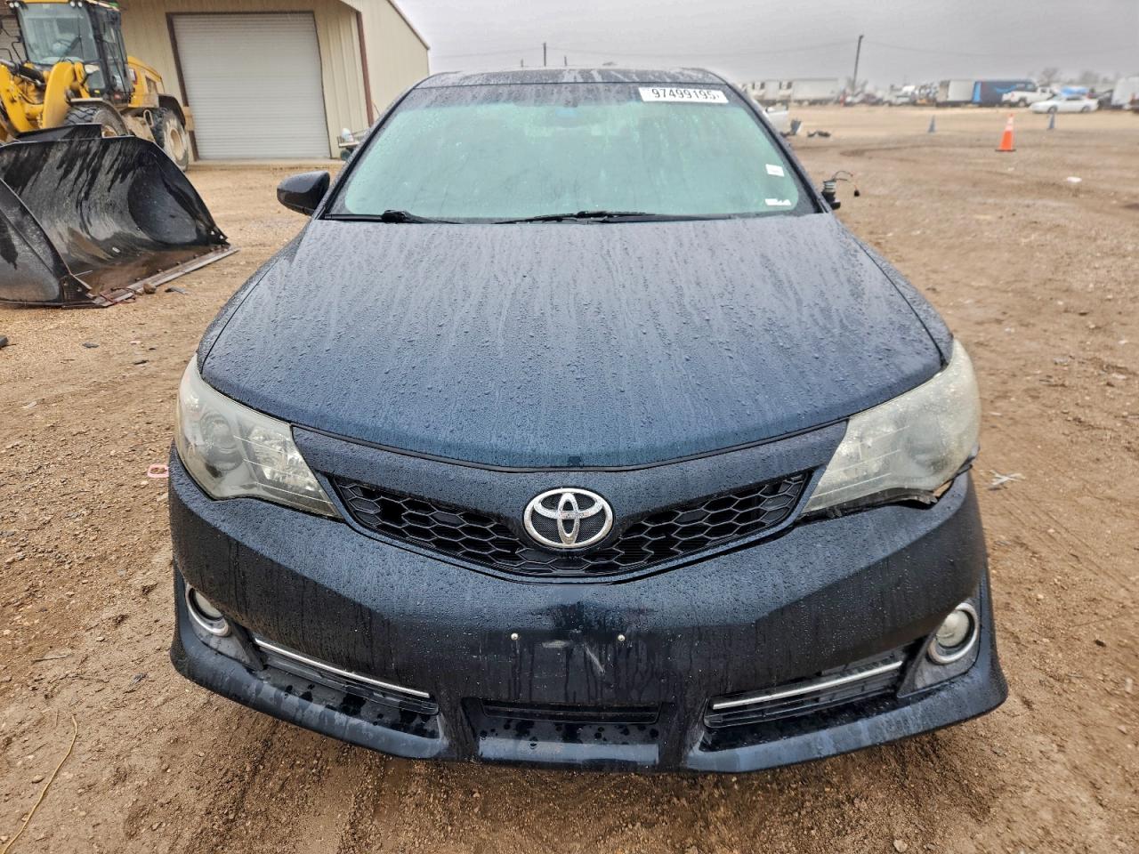 2012 TOYOTA CAMRY BASE photo 5