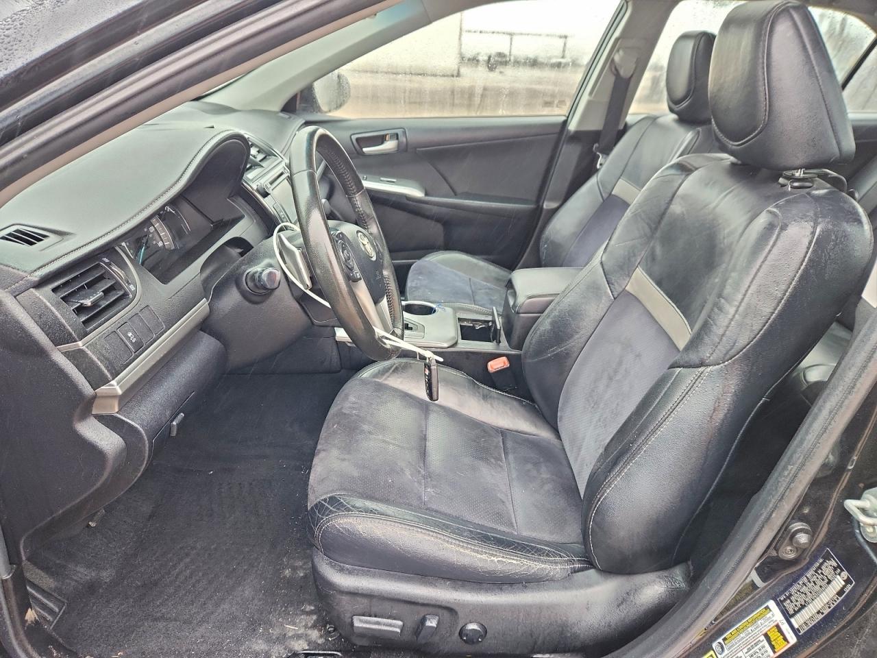 2012 TOYOTA CAMRY BASE photo 7