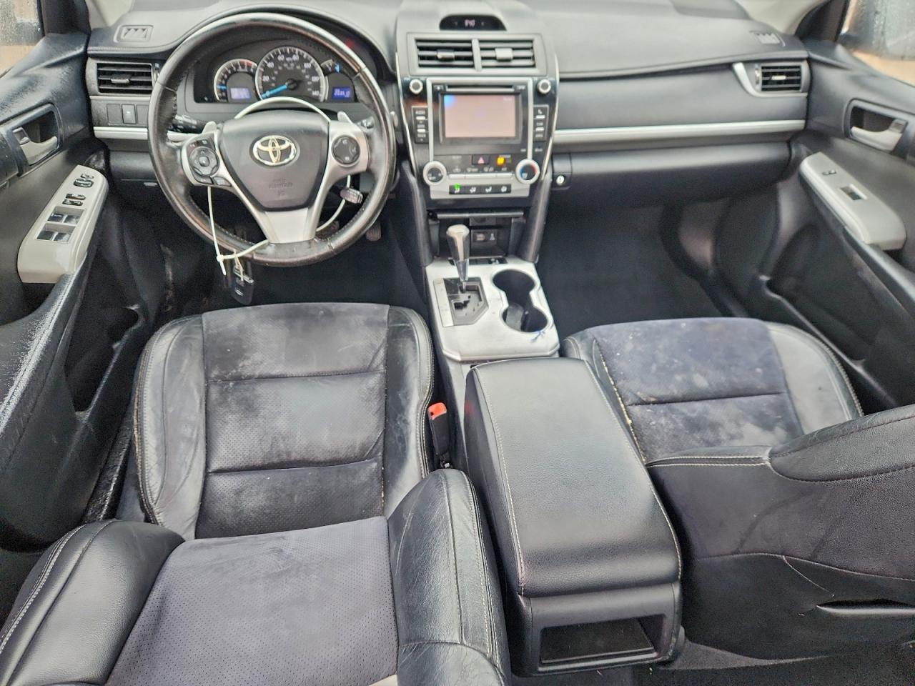 2012 TOYOTA CAMRY BASE photo 8